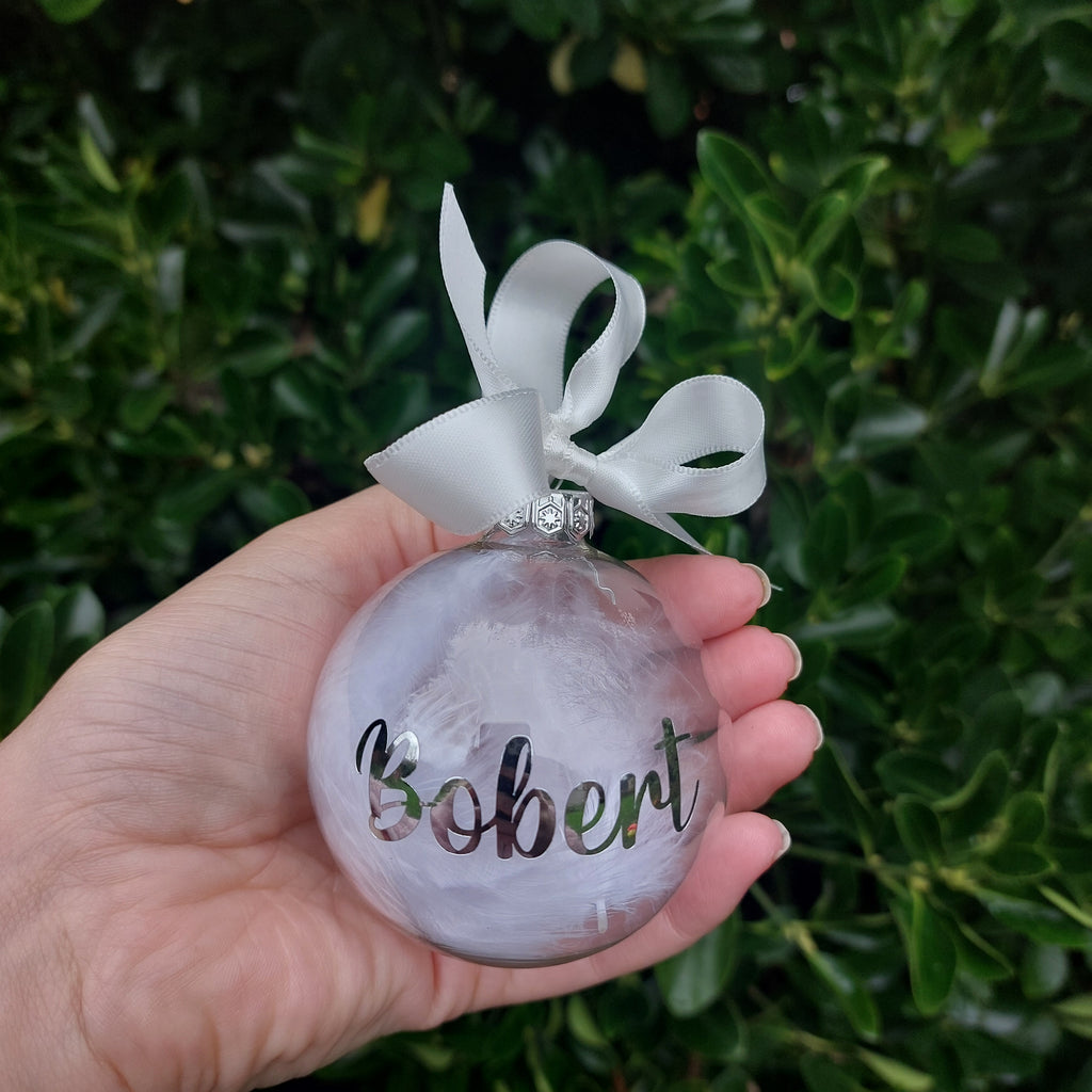 Personalised Memorial Glass Bauble – White Feather Filled