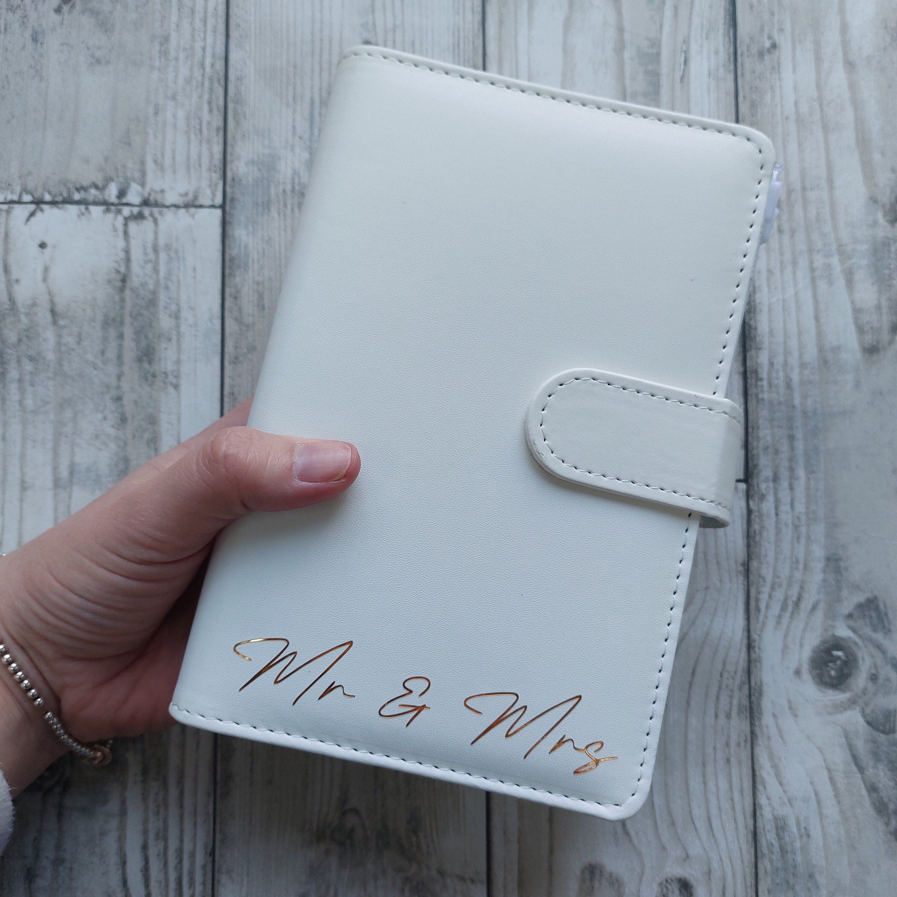 Personalised Wedding Budget Binder: Wedding Savings, A6 Planner with Cash Envelopes